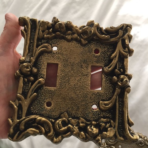 2 Vintage Double Wall Plate Light Switches 1-American Tack & 1-Unbranded Metal - Picture 9 of 12